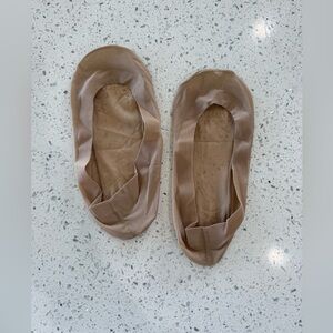 Nude No-Show Nylon Liner Socks for Women - Beige 🫶🏻